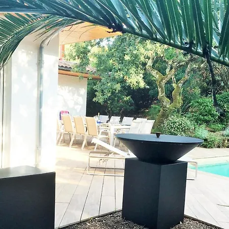 Avec Piscine A 200m De La Plage Pereire *