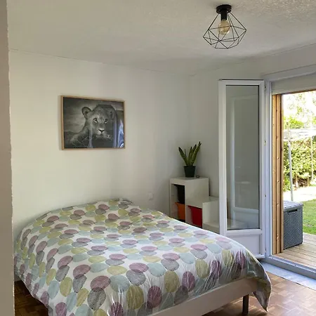 Maison Familiale, 4
